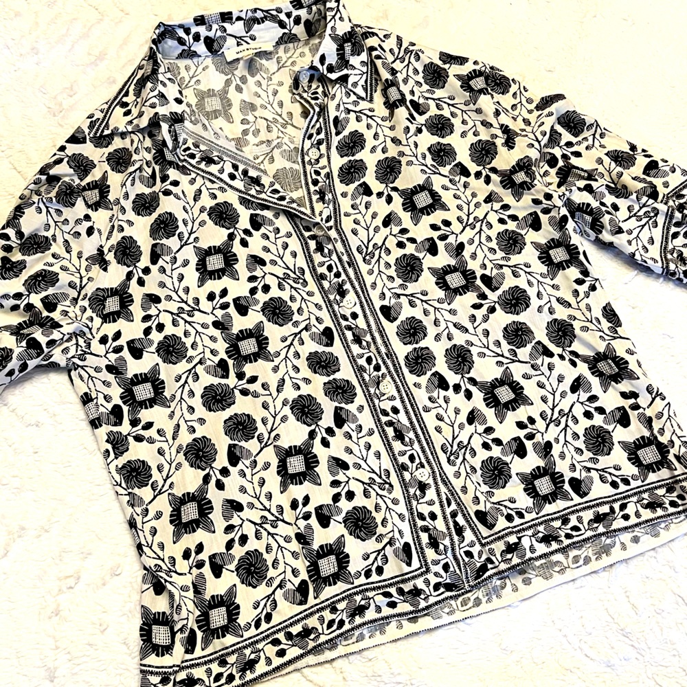 Max Studio Black & White Print Button Up Blouse. … - image 1